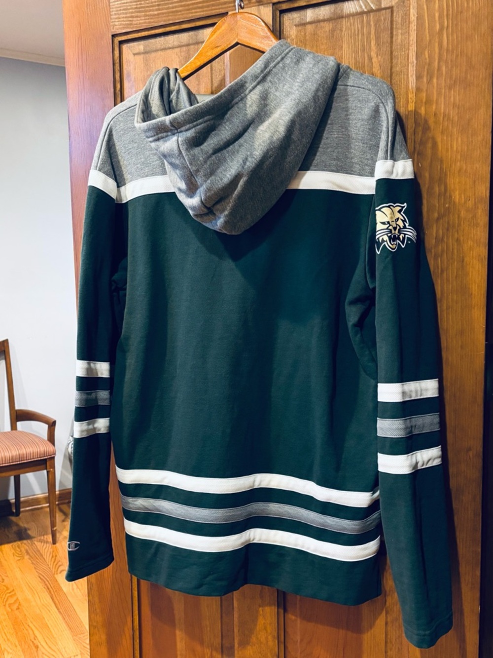 CHAMPION OHIO UNIVERSITY BOBCATS Hockey Style Hoodie - Picture 7 of 7